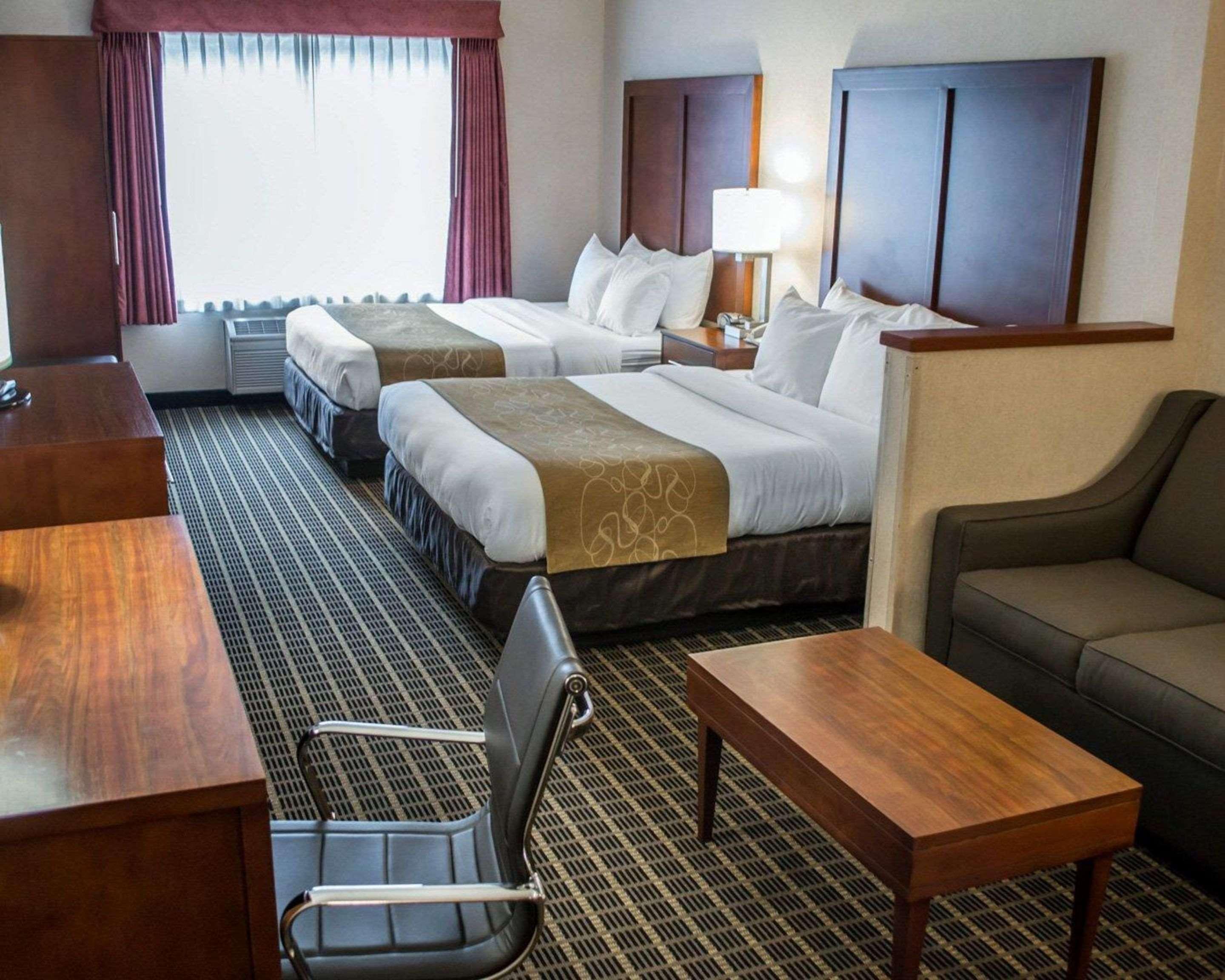 Comfort Suites Portland Southwest Екстер'єр фото