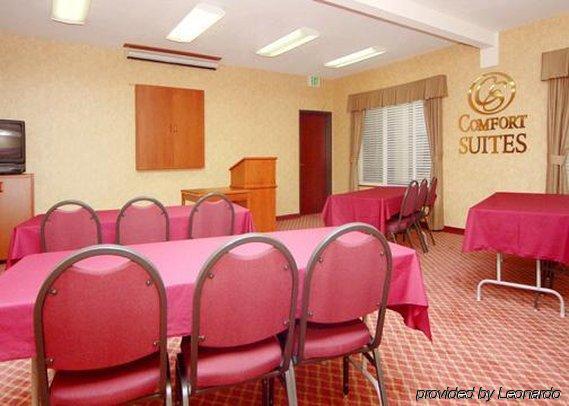 Comfort Suites Portland Southwest Зручності фото