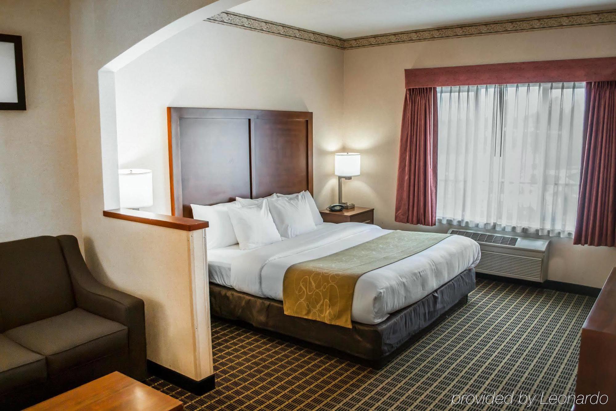 Comfort Suites Portland Southwest Екстер'єр фото