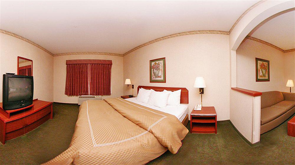 Comfort Suites Portland Southwest Екстер'єр фото